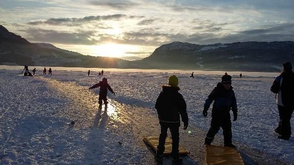 SATSINGSOMRÅDE Kommunale satsingsområde er: Fysisk aktiitet I SFO på Hafslo iarne- og kngiomssskle ssal me ha fysiss astve iorn.