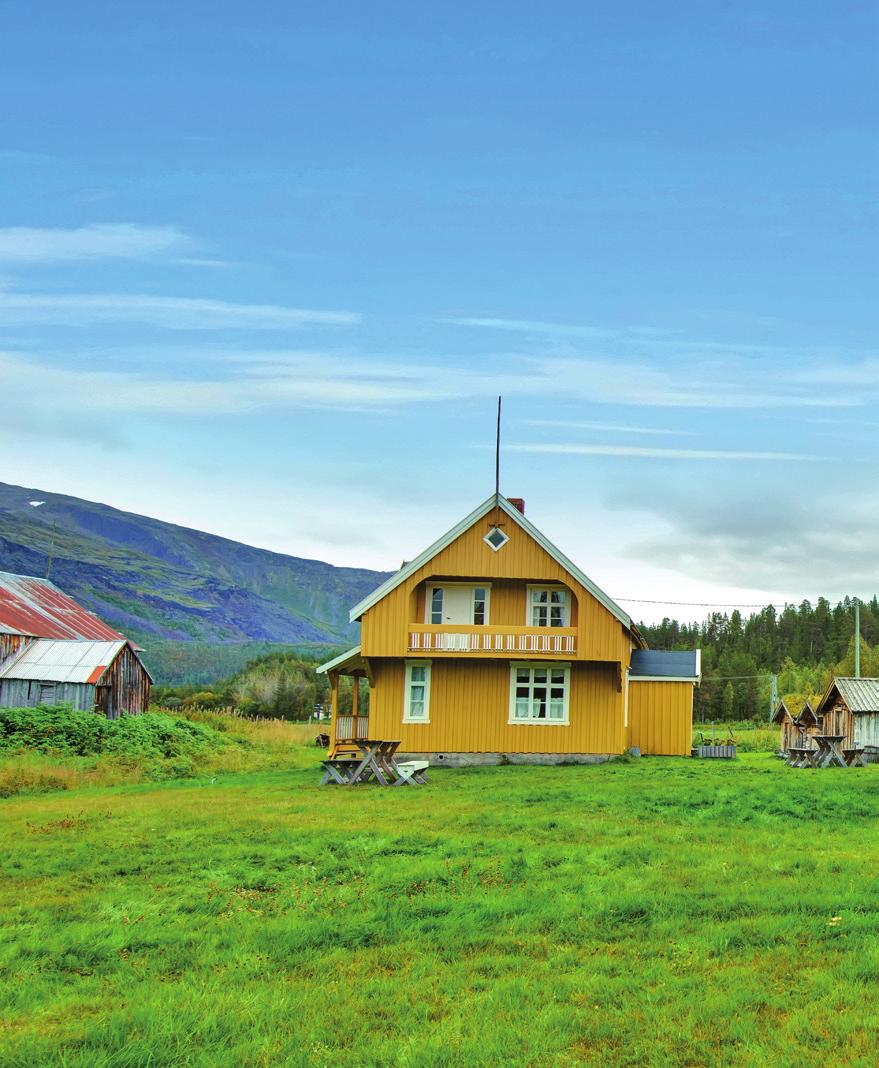 For several centuries, up to about the 1950s, it was usual for a lot of people in Nord-Troms to make their living as both a fisherman and a farmer.