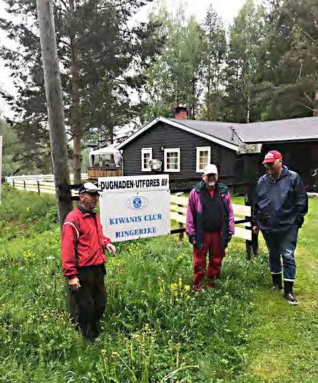 Ringerike... Kiwanis bidrar i nærmiljøet! I løpet av sommeren har Kiwanis Club Ringerike fått satt opp et gjerde rundt hytta som Bjerkelystiftelsen eier ikke så langt fra Ringmoen i Ådal.