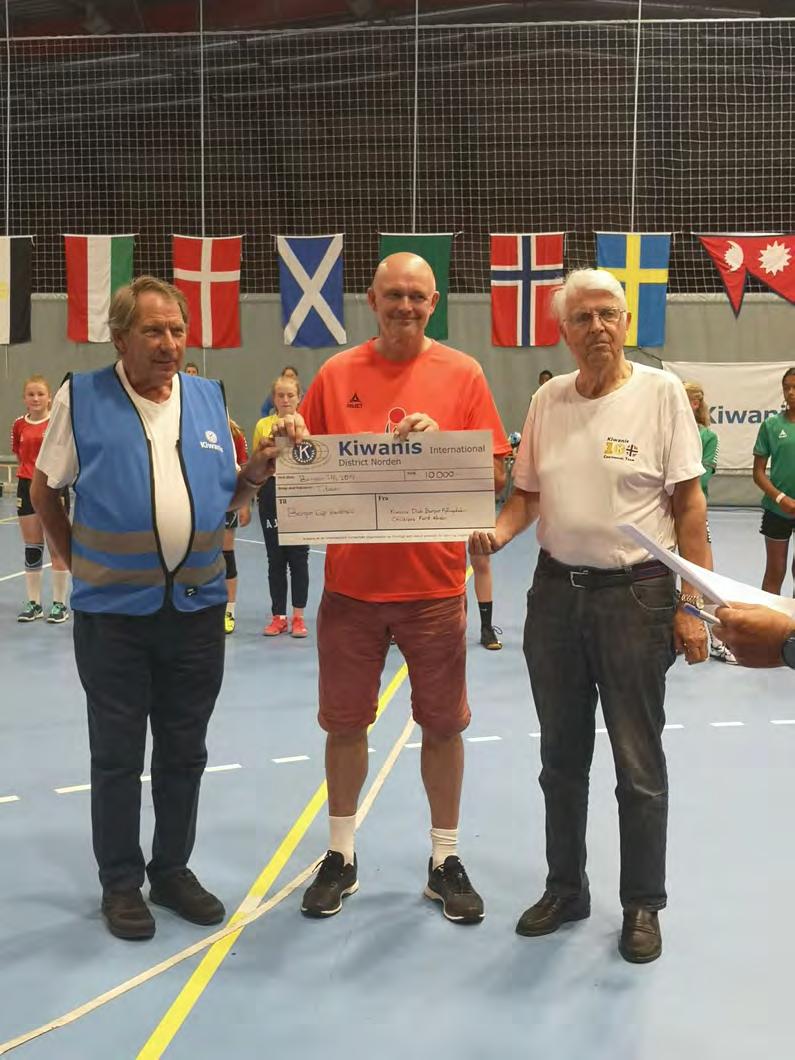 Pengene er et bidrag for at de med dårlig råd også får være med på Bergen Cup forteller Dagfinn Bergkvist, Viseguvenør I