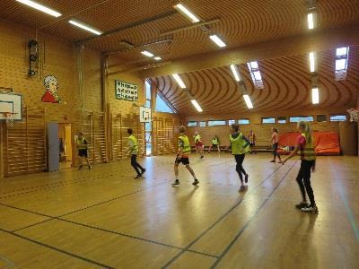 konfirmantane ha 3 samlingar i gymsal og/eller i