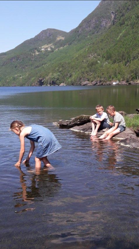 Fysisk aktivitet og helse Mål: Alle born i SFO skal oppleve glede og meistring i fysisk aktivitet og friluftsliv På SFO vil me legge til rette for at borna skal få bruke vere fysisk aktive både ute