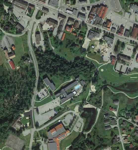 utformet park som knytter ulike deler av sentrum sammen. Fungere både som transportåre og turløype.