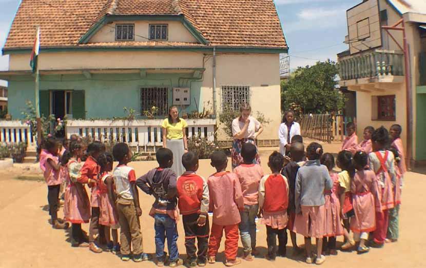 Til Madagaskar for å lære, og lære bort! Hvem lærte mest etter tre ukers praksis i den gassiske skolen? Elevene eller den norske lærerstudenten?