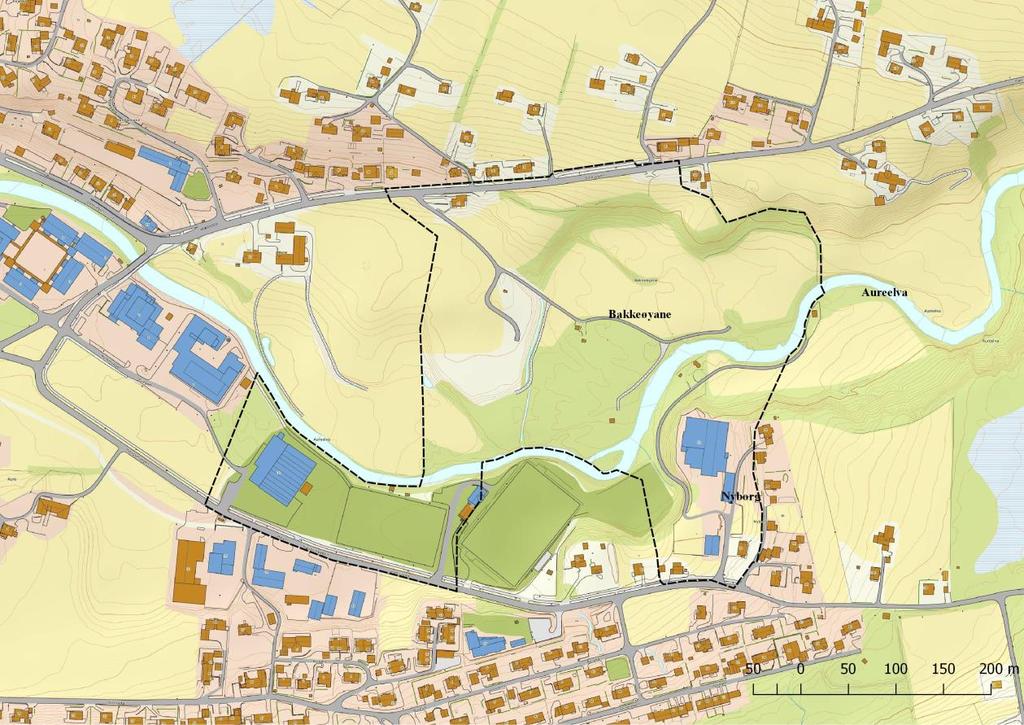 Figur 2: Planområdet si avgrensing frå varslinga av oppstart av planarbeidet for den planlagde skulen i Sykkylven (markert med stipla line). 1.3.