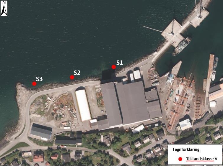 3.2.2 Prøvetaking 2018 Golder utførte sedimentprøvetaking i planlagte utfyllingsområder 18. juni 2018. Undersøkelsen inkluderte prøvetaking på tre stasjoner.