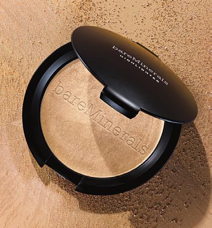 Lansering: Juni 2019 STEP 1: BRONZE Ny Endless Summer Bronzer: Dette kompakte solpudderet har en matt finish og skaper en jevn overflate som reduserer porene.