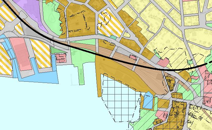 Figur 7-22: Jernbanen danner en fysisk barriere på strandflatene i nedre del av Larviks bysentrum. Området har slitte overflater.