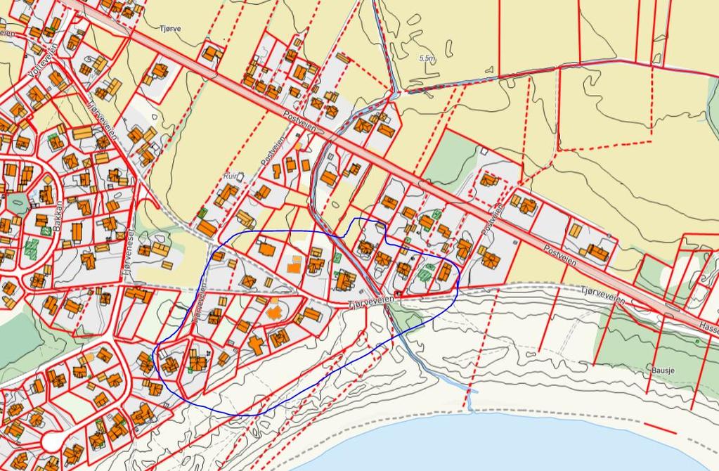 Konsekvensutredning Tjørve gnr 33, bnr 47 6 Det er som helhet i området på Tjørve gode turområder langs strendene sør og øst for planområdet.