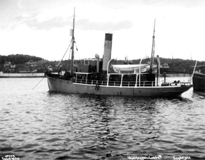 SFJ00319141720001 DS/Hvb MORELOS som LINGA III i opplag i Sandefjord. Postkort via Fredrik Strøm, Hitra. 1914 DS/Hvb MORELOS (SFJ003191417) Type Dampskip, hvalfanger steam ship, whale catcher Off.