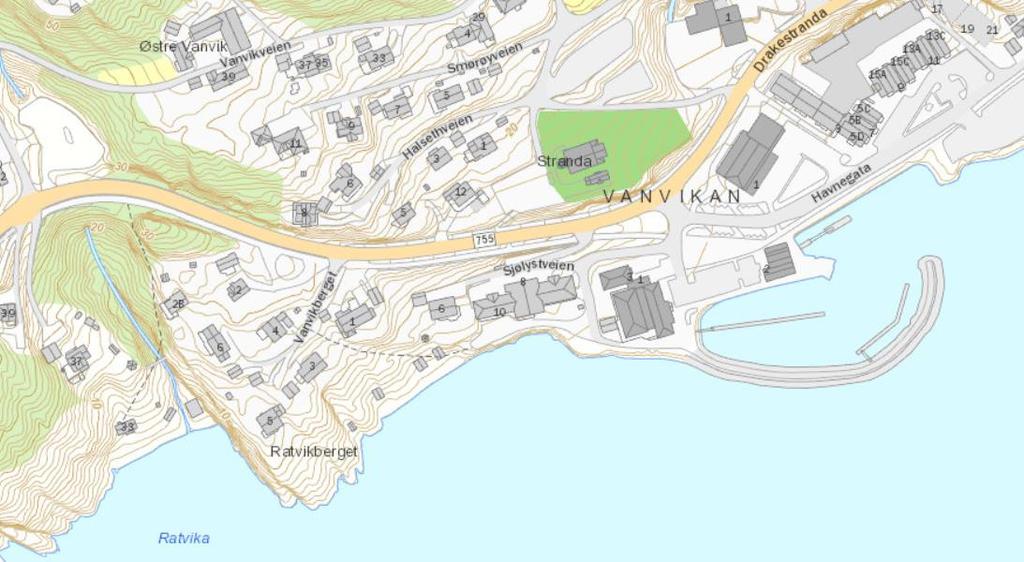 4 Topografi og grunnforhold Terrengforhold Det aktuelle planområdet ligger mellom fylkesvei 755 og Trondheimsfjorden, i Vanvikan sentrum, se Figur 4-1.