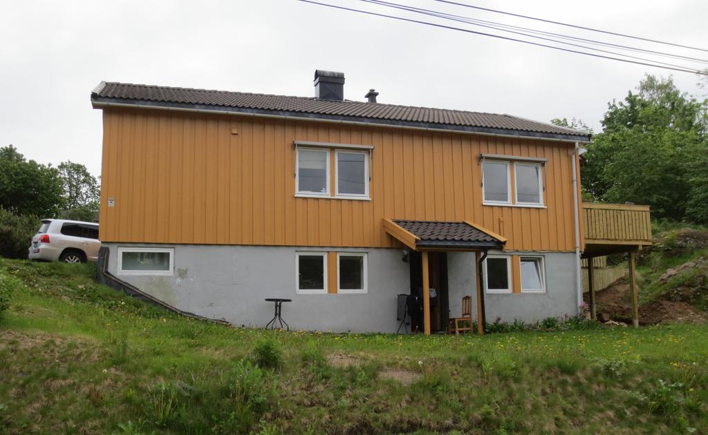 Tilstandsrapport for bolig Med arealmåling Molandsveien 74 4846 ARENDAL Gnr. 24 Bnr.