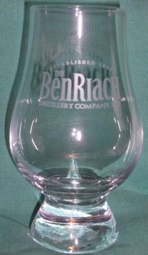 no Glencairns «The official whisky glass» Vi kan levere Glencairn sine whiskyglass udekorert