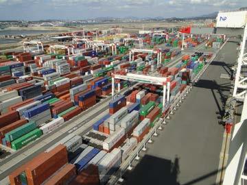 国際貿易港としての地位も向上しています これからも博多港は,