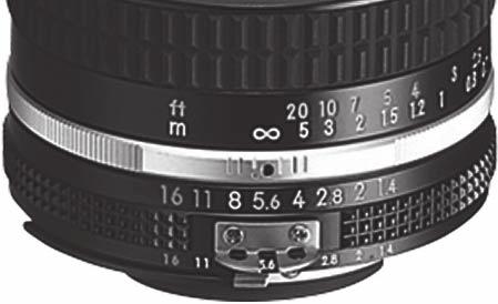 AI-, AI-modifiserte NIKKOR eller Nikon Serie E-objektiver Et AI Nikkor 50 mm f/1,4 S objektiv vises.