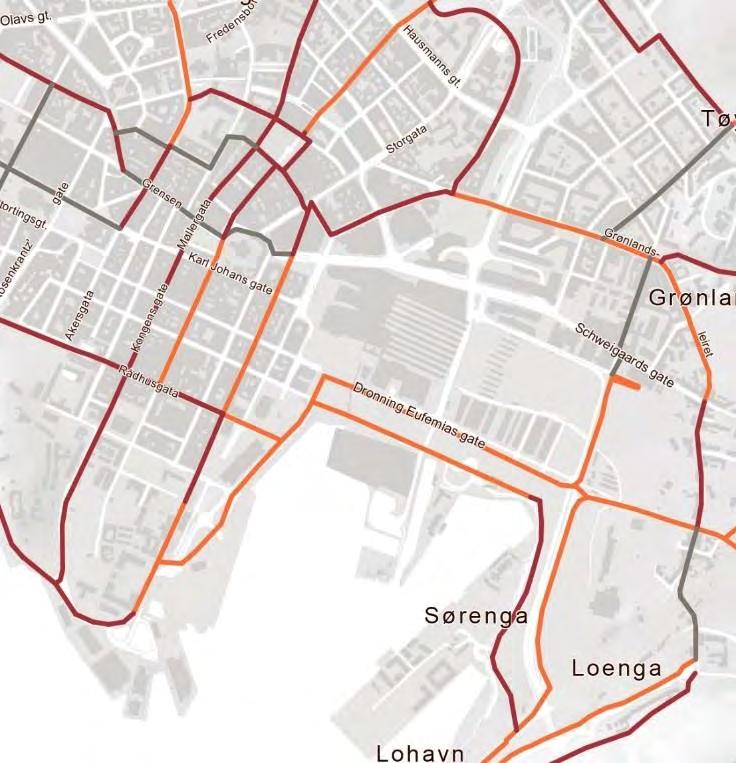 Figur 82 Utsnitt fra høringsutkastet for sykkelveiplan for Oslo. Venstre: første fase, ferdig 2025. Høyre: fremtidig sykkelveinett Kobling over Jernbanetorget til sykkelrute i Skippergata.