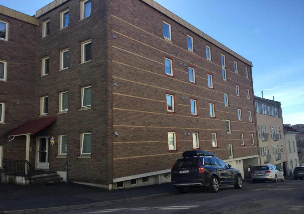 TILSTANDSRAPPORT BOLIG Bygningsteknisk gjennomgang med - arealmåling Johan Sverdrups gate 4C, 3256 LARVIK Gnr 3020: Bnr 1044