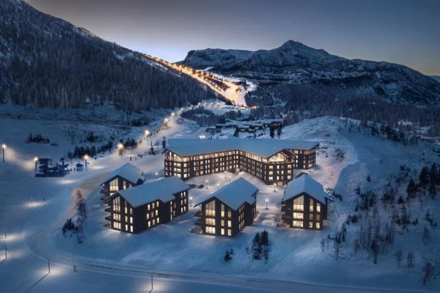 INVESTERINGER I HOTELL OG FRITIDSBOLIGER Store investeringer og satsning i Hemsedal de kommende årene Vi har også beregnet omsetning, sysselsetting og verdiskaping av hotellinvesteringer i