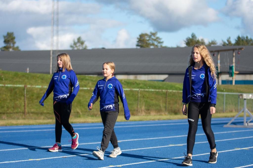 eldre 1 Antall klubber 8 Antall klubber utenfor Telemark 1 Det var lagt inn øvelser også for rekrutter (under 10 år) samt for juniorer og seniorer. Det var 1 utøver eldre enn 16 år.