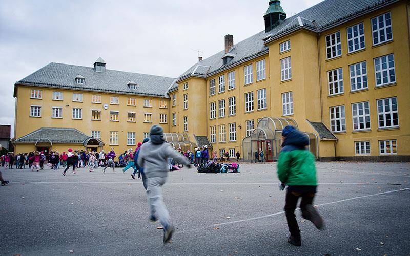 Skoleprosjektet Forankret i handlingsplanen Et tilbud til skolene