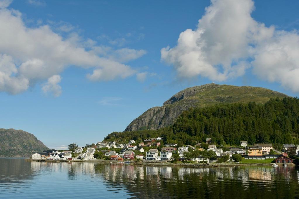 19 Hordaland og Sogn og Fjordane har ein variert natur med mykje fjell, vakre fjordar