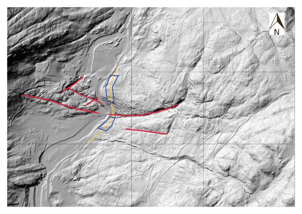 Figur 2 Markerte lineamenter/mulige svakhetssoner (rød strek).
