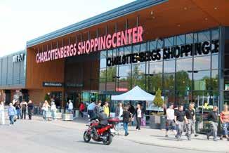 SVERIGE Charlottenbergs Shoppingcenter Etage Charlottenbergs Shoppingcenter ligger i Eda kommune, rett over grensen til Sverige ved riksvei 61 i Värmland.