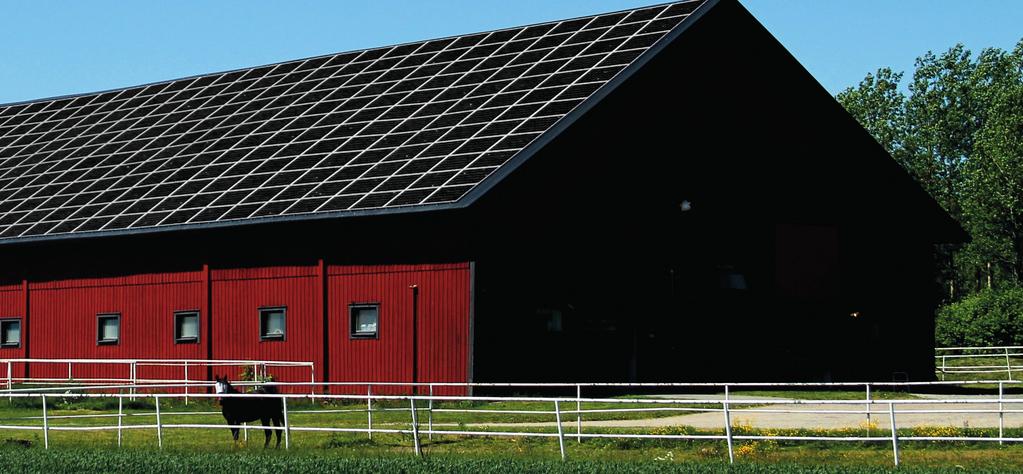 Ecokraft prosjekt i Sverige solceller på platetak GLASS-GLASS TEKNOLOGI.
