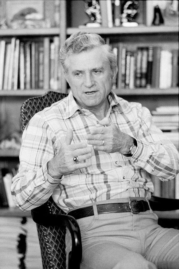 Gene Amdahl, 1922-215 Amdahl s Law: the effort spent increasing the performance of a subsystem is wasted unless the subsystem affects a large