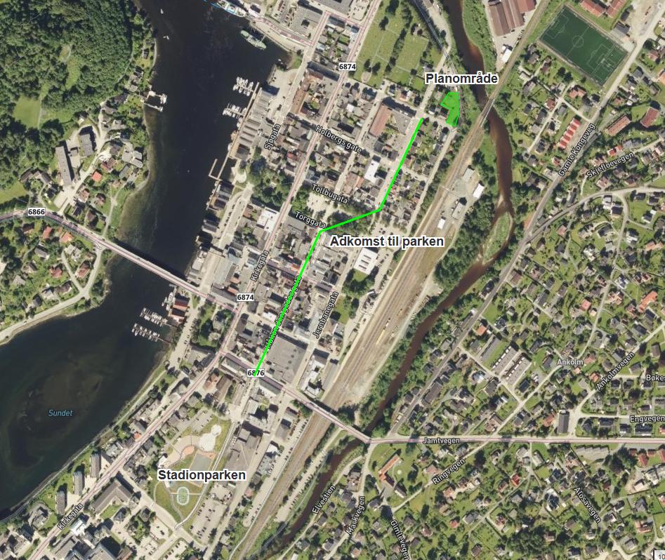 Levanger kommune - Arealforvaltning Side 4 av 5 (Plassering og adkomst til Stadionparken) Vi kjenner oss heller ikke igjen i beskrivelsen av parken som en «stor urban park.