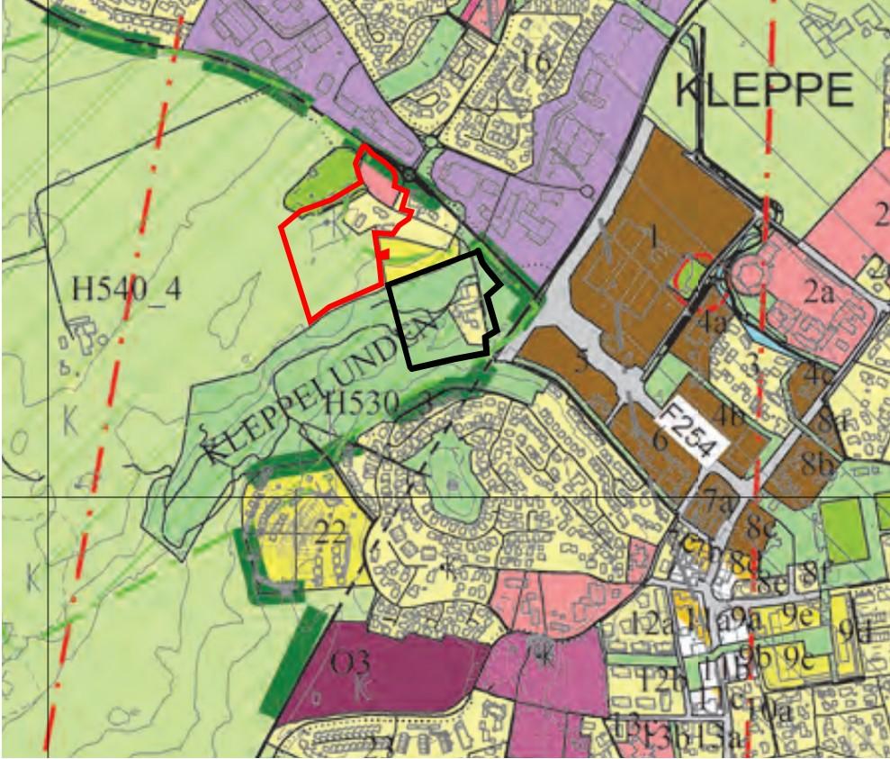 Figur 2: Utsnitt frå kommuneplanens arealdel 2014-25. Planområdet for Loen er avmerka med svart strek. Klima- og miljøplan 2019-2034 Kommunestyret vedtok klima- og miljøplanen 2. september 2019.