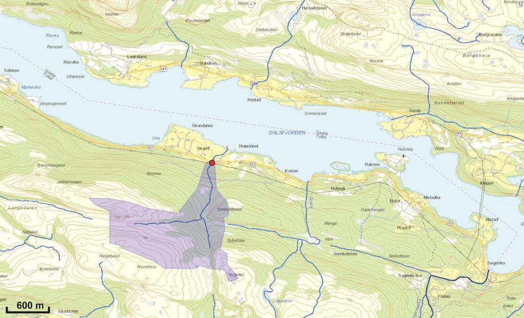 Figur 7: Nedslagsfeltet til Strandaelva er på 1,5 km 2 og ligg i området mellom Jøtulshaugen, Havreheia Nyfjellet. Kjelde: NVE.