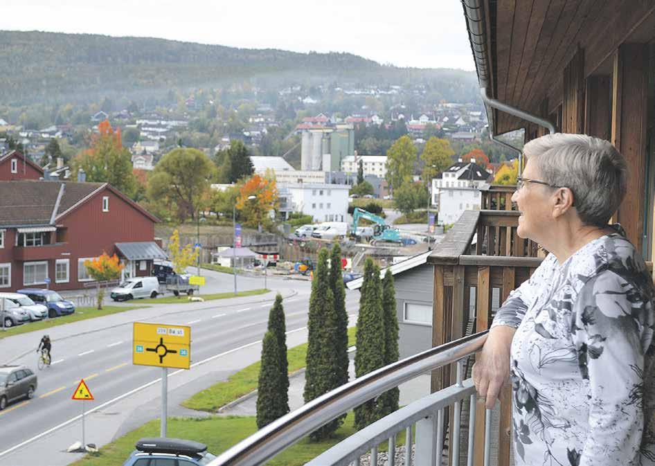 4 BYGG OG BUSTAD TORSDAG 15. OKTOBER 2020 BYGG OG BUSTAD TORSDAG 15. OKTOBER 2020 5 Eit enklare liv i sentrum Ein kan ikkje betre ha det, seier Mari Vestgarden om å bu i ei sentrumsnær leilegheit.