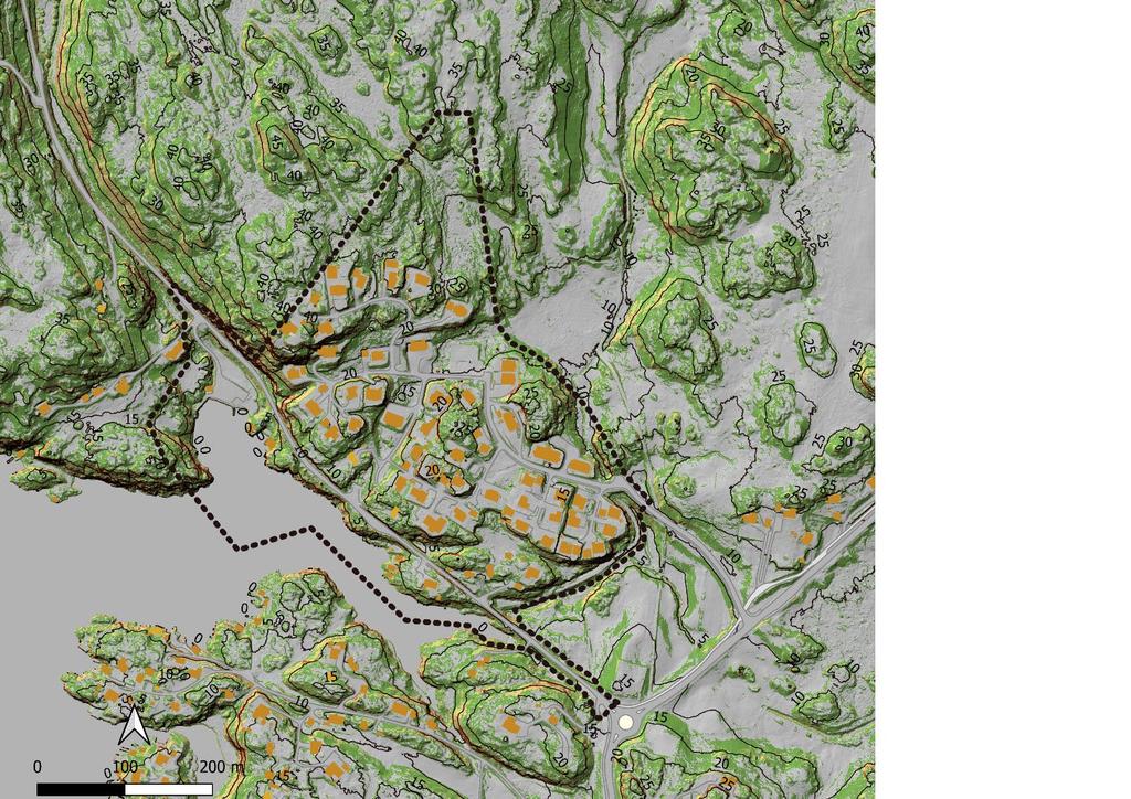 3.1.1 Topografi Planområdet småkupert med slake terrenglinjer ned mot sjøen og areal mellom 0 og 45 moh. Det er delvis omkransa av småskog, lynghei og dyrka mark.