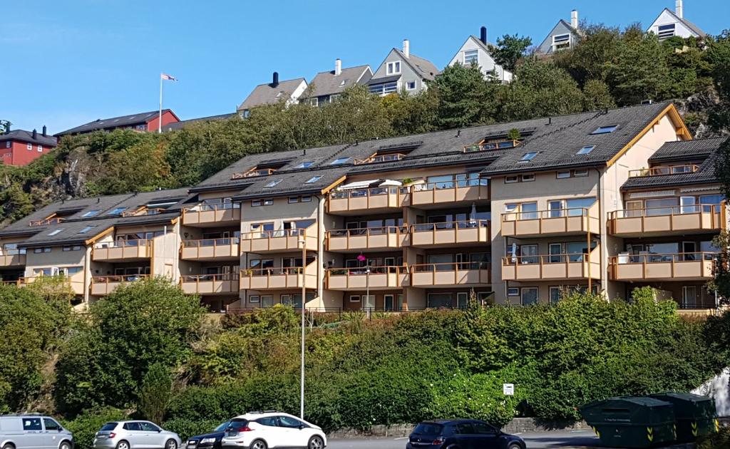 Tilstandsrapport for bolig Med arealmåling Skjenbrekken 16 5184 OLSVIK Gnr. 143 Bnr. 543 Anr.