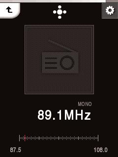 (Lysbildefremvisning/ Volume/ Hopp over ) 8 Batteristatus 2 4 3 Skjermbilde for FM-radio (avhengig av modell) 1 6 5 4 1 Går til forrige