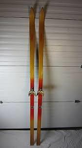Prestisjeproduksjon for Head Ski Company Salget var fortsatt bra og det ble inngått en hyggelig leieproduksjonsavtale med amerikanske Head Ski Company, som den gangen var lokalisert i Boulder,