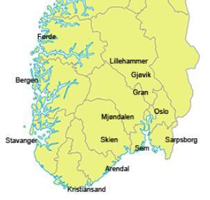 Sjurhaugfoss og noen sentrale stedsnavn.