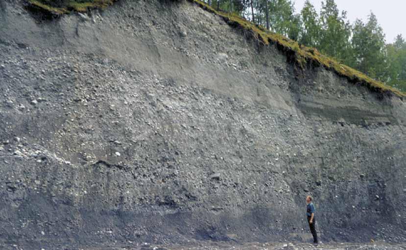 Rester av en breelvslette i Kvam. Fra boka «Landet blir til. Norges geologi», gjengitt med tillatelse fra Norsk Geologisk Forening. Foto: Kari E.