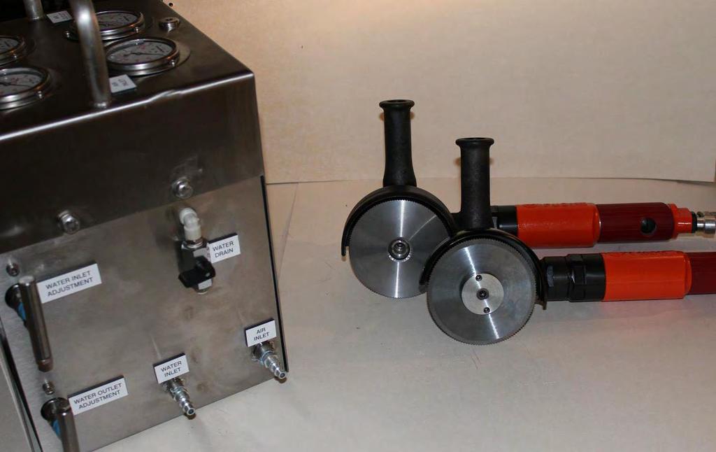 Kutte- og sveisesømsystem Safety Tools Luftverktøy, Kutteskive og sveisesømskive Safety Tools Allmet har to disker til luftmotor (A-0105) brukt i kutteverktøyet.