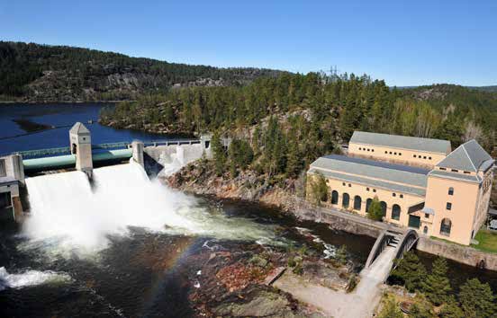 Naturgitte forutsetninger Rik tilgang på vannkraft og muligheter for vindutbygging Norges kraftressurser innenfor vann er betydelige i europeisk sammenheng.