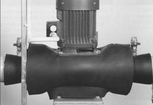 12. Pumpe Flensringer utføres som vist i kap. 9. Ventiler - Treveisventil.