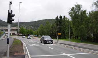 Hillerenveien del II går fra Hillratjønnveien til kryss med Bjorøyveien. Lengde 1,7 km.