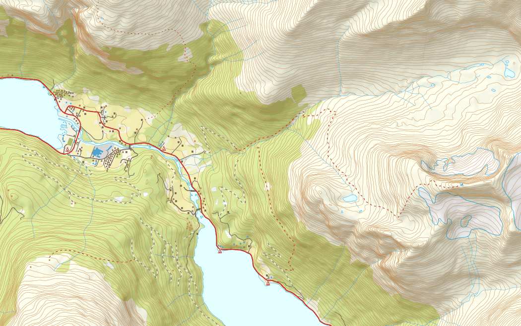 1 Til Stryn sentrum 1 Loen Mot Bergen P 3 4 6 8 650 Fosdalen 9 12 1 km 17 Skåla