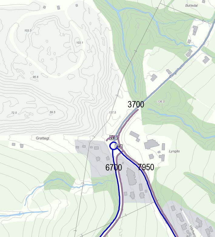 Planbeskrivelse for detaljregulering for del av Lyngås grustak - gjenvinningsstasjon 16 Figur 12. Bilde av atkomstveg. 3.9.2 Vegsystem Overordnet vegsystem frem til området er Ringeriksveien.