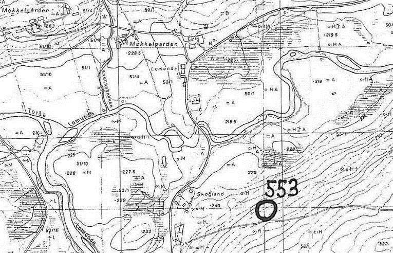 Lok. nr. 553 Lomunda grendehus Ø Lokalt viktig: C Naturtype: Beiteskog Utforming: Tilstand: Lokaliteten utgjør et sterkt gjenvokst, gammelt beite, hvor det vokser åtte store, litt spredte ospetrær.