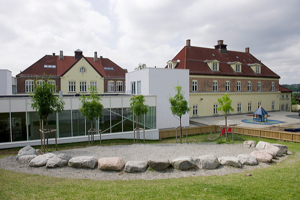 2 Nøkkeltall Eier og dri8er ca 180 skoler med ca. 790 skolebygg i Oslo Ca. 1,5 millioner kvadratmeter, ca 93.000 elever og ansade Bokført verdi - ca.