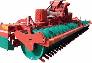 Parallell hydraulisk dybdejustering Arbeidsdybden reguleres ved hjelp av splintbolter og en hydraulisk bjelke fra traktorsetet.