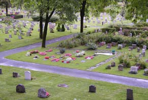 Avtale om stell: Kirkegårdskontoret har ulike tilbud med avtale om stell av graven mot betaling.
