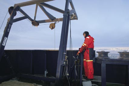 et uttall av instrumenter rundt om på kloden til å få en oversikt over det som virkelig skjer i naturen?